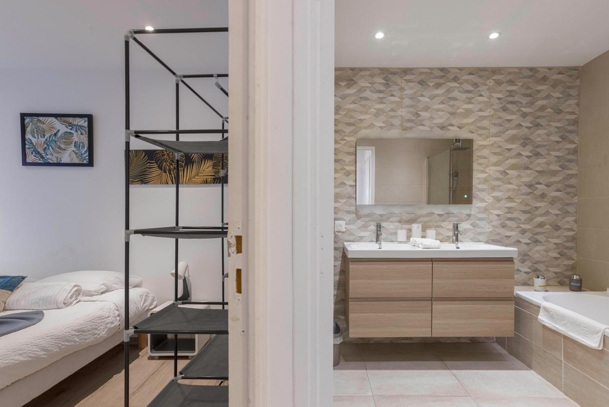 "Casa Nonna" - 16 Mn A Pied Du Palais, Parking Prive, Clim, Ascenseur Apartment Cannes Exterior photo