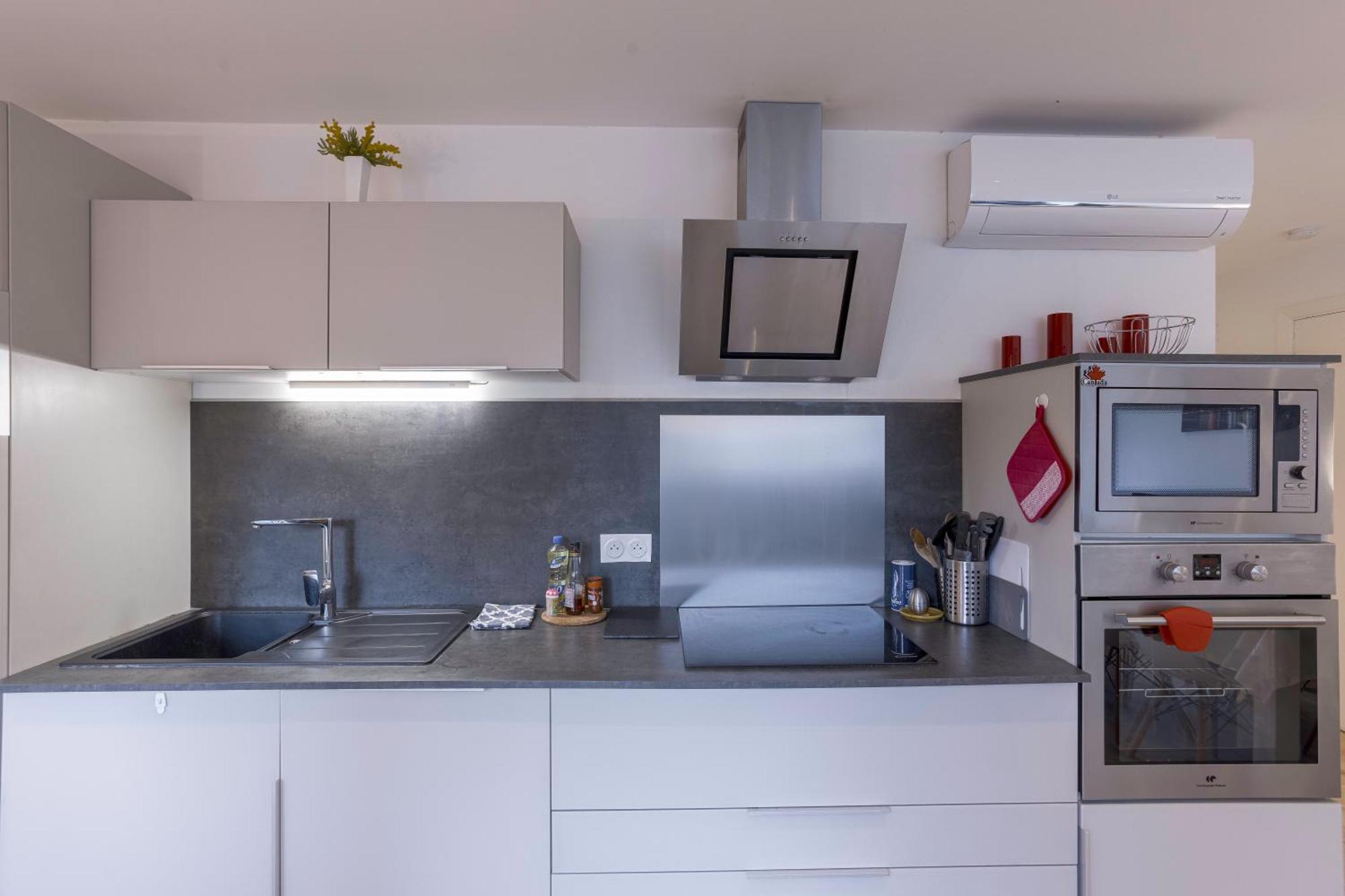 "Casa Nonna" - 16 Mn A Pied Du Palais, Parking Prive, Clim, Ascenseur Apartment Cannes Exterior photo